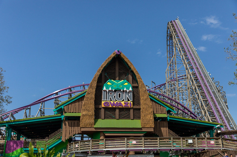 Iron Gwazi Roller Coaster